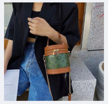 Load image into Gallery viewer, Nikki Bucket
